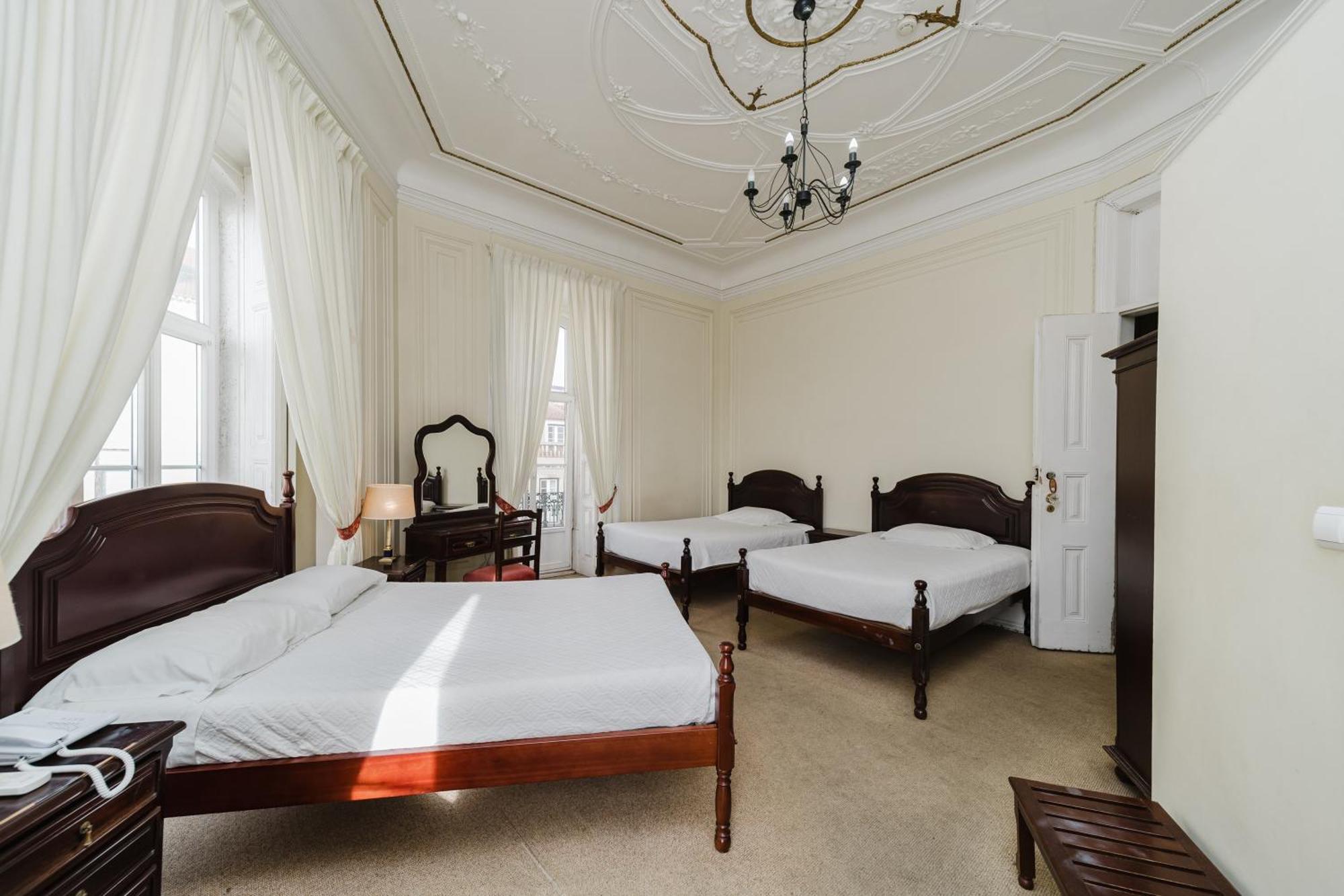 Pensao Londres Hotel Lisbon Bagian luar foto