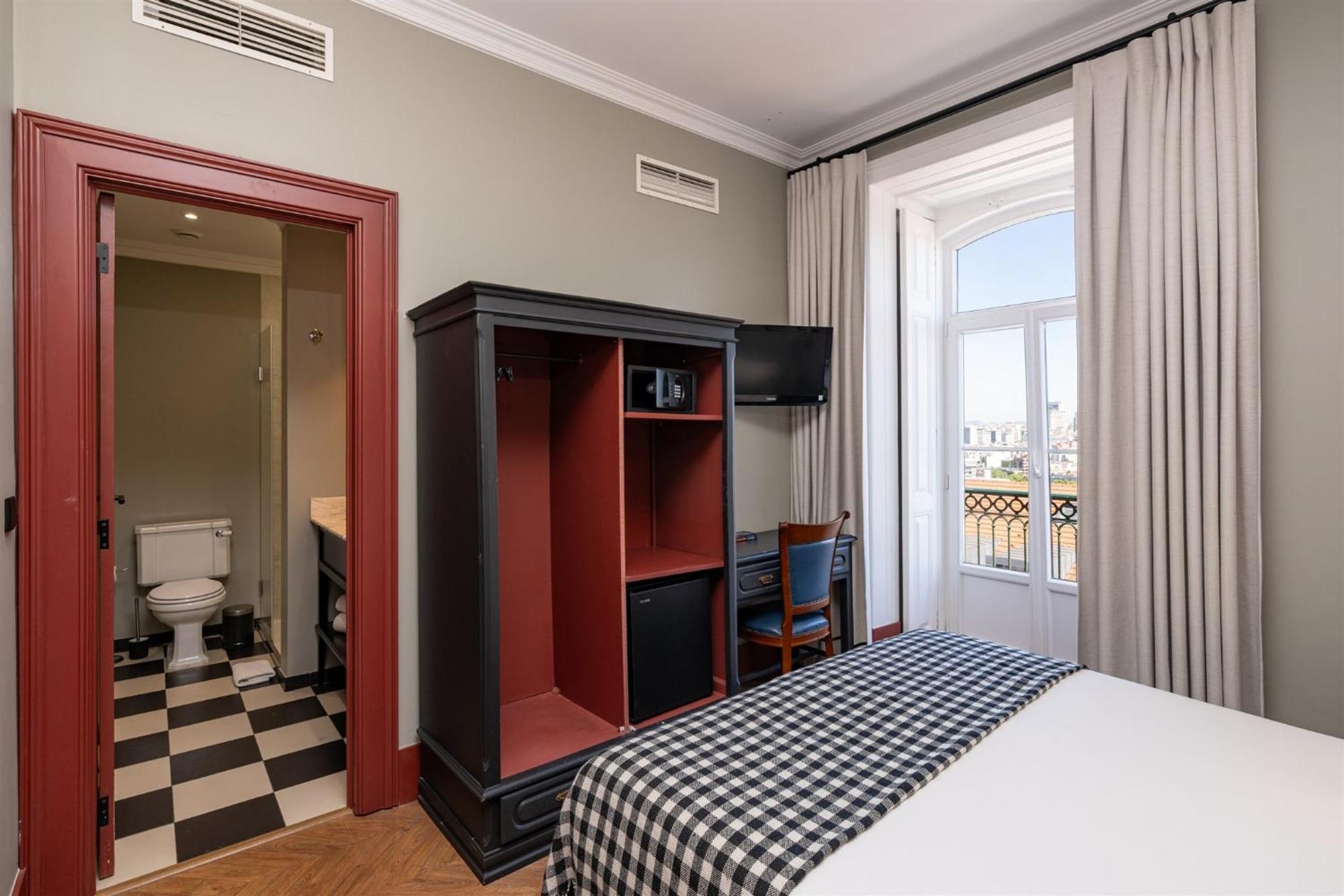 Pensao Londres Hotel Lisbon Bagian luar foto