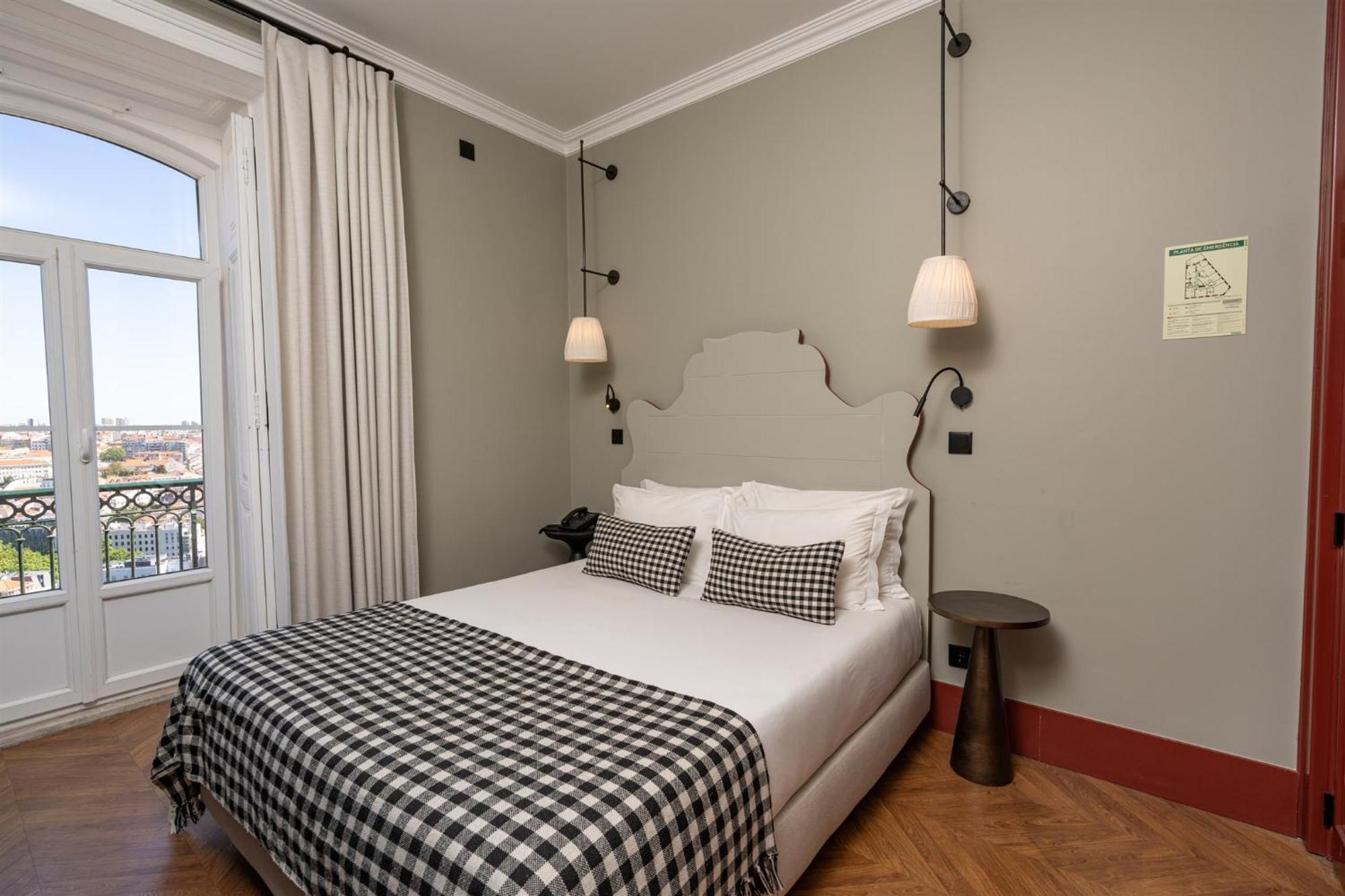 Pensao Londres Hotel Lisbon Bagian luar foto